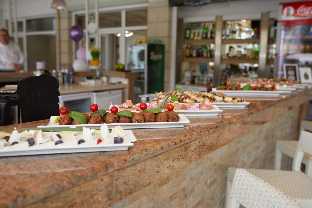 Karlovo Hotel Σάνι Μπιτς Εξωτερικό φωτογραφία