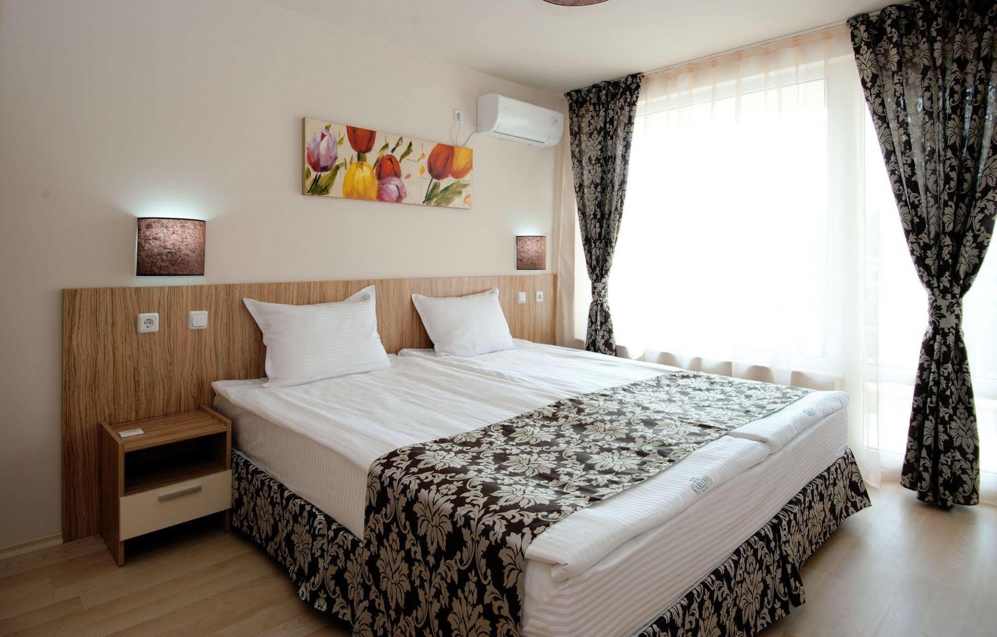 Karlovo Hotel Σάνι Μπιτς Εξωτερικό φωτογραφία